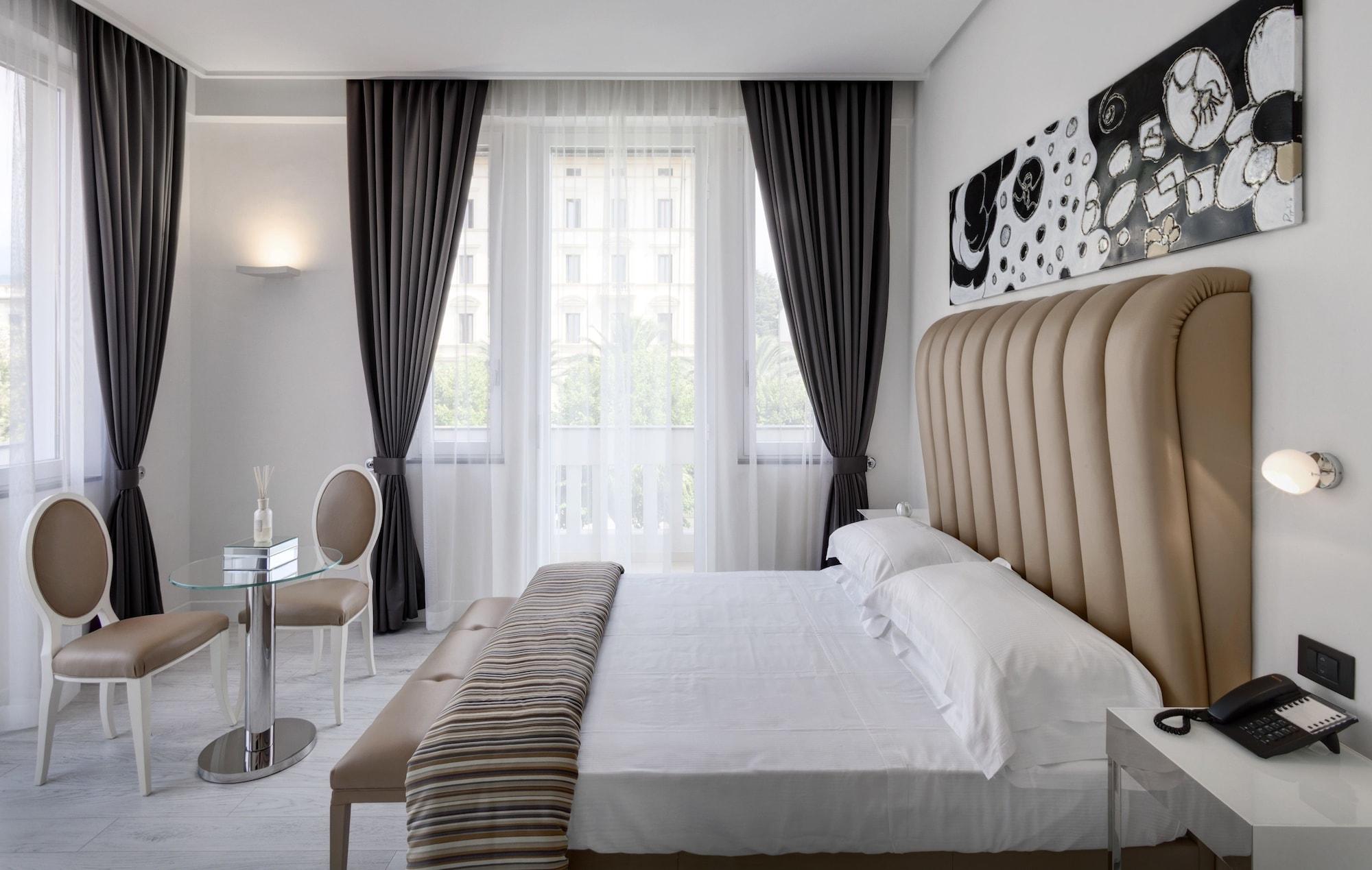 Imperial Garden Hotel 5*