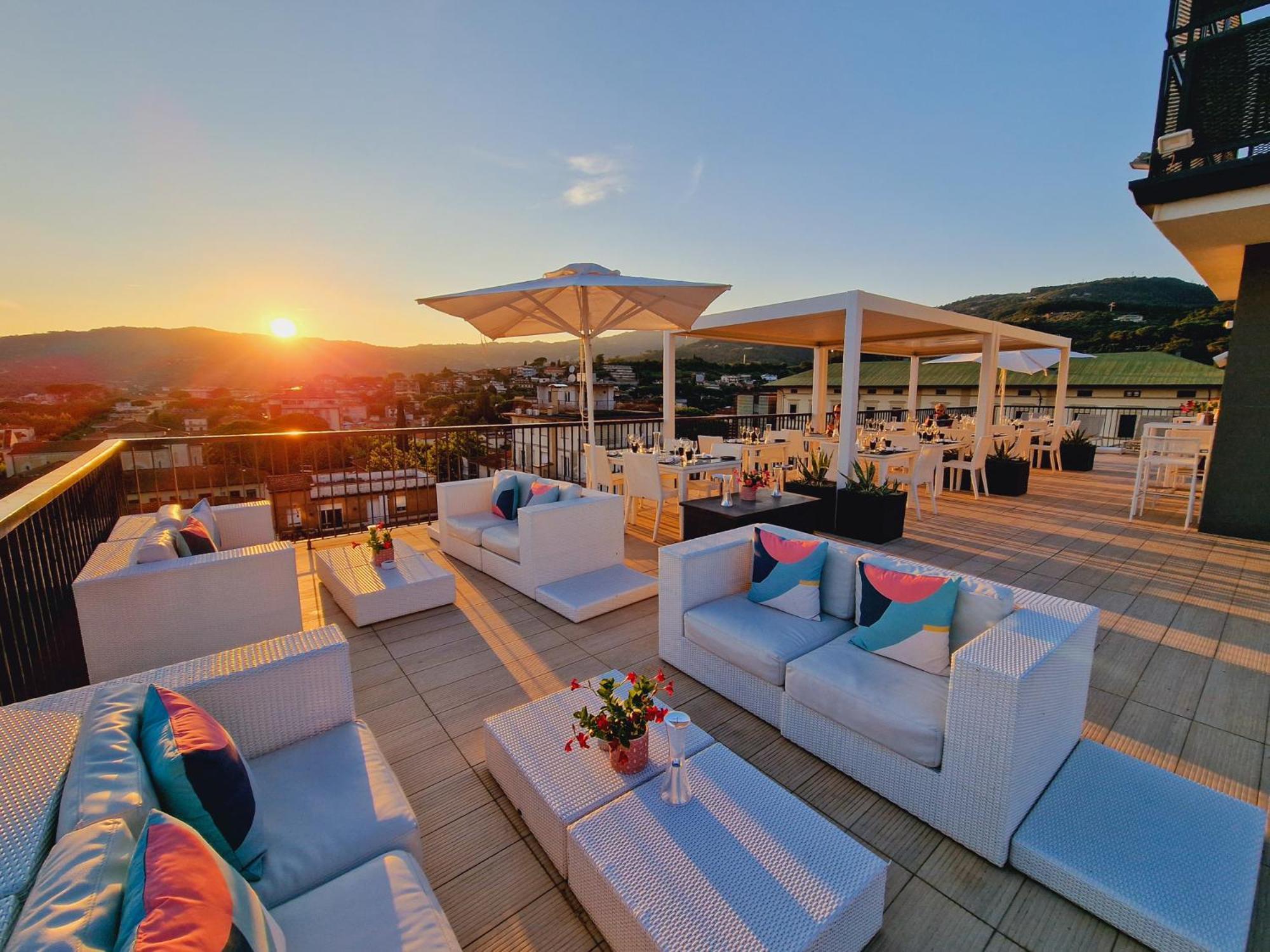 Imperial Garden Hotel 5*